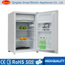 Refrigerador legal fácil do escritório da porta de vidro de 220V 50Lmini para bebidas